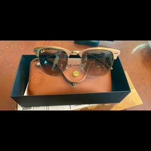 Brand new never worn Ray Ban Clubmaster metal @collection